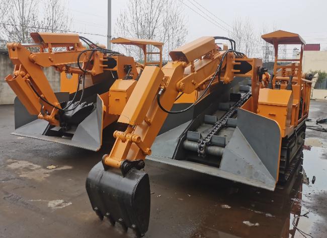 跟著帥龍機(jī)電一起看看履帶扒渣機(jī)的這2個(gè)優(yōu)點(diǎn)！